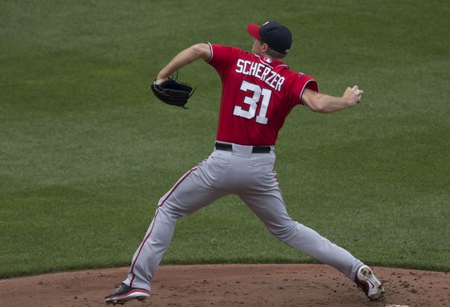 Max Scherzer delivers a pitch for the Nationals