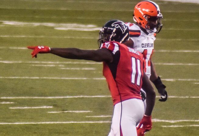 Julio Jones pointing