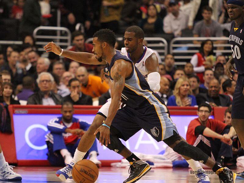 Injured Memphis PG Mike Conley