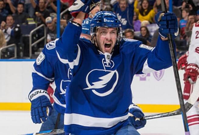 Nikita Kucherov scores a hat trick against the Arizona Coyotes
