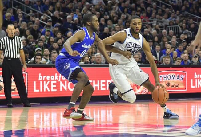 Mikal Bridges of Villanova driving the lane