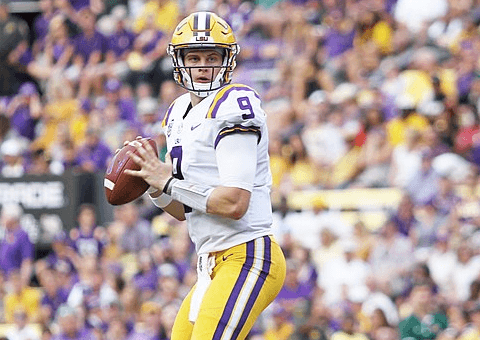 LSU QB Joe Burrow in the pocket