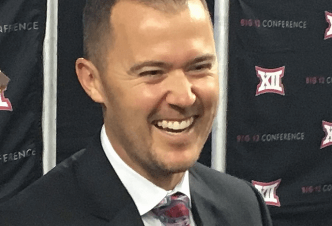 Lincoln Riley smiling