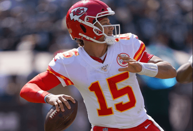 Patrick Mahomes throwing a pass