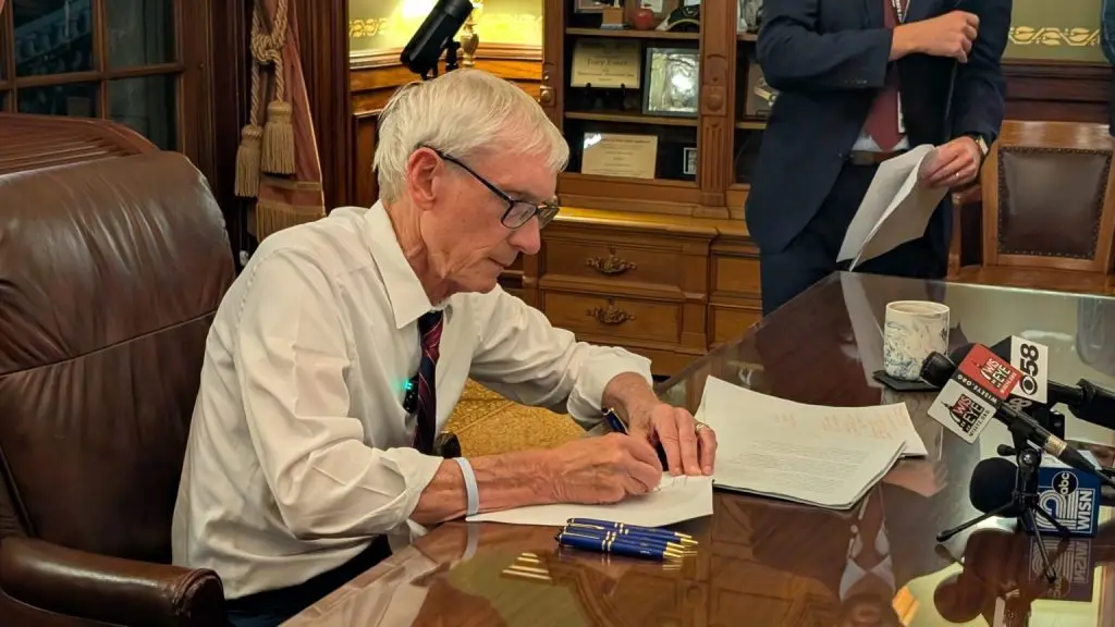 Evers signs bill